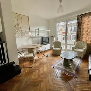 Appartement Superbe Duplex Avec Jacuzzi, Bruxelles